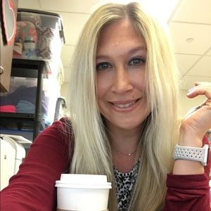 Meet your Posher, Dana